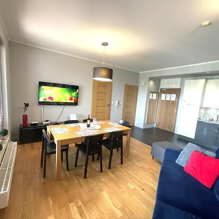 Z 3 Sypialniami Przy Plazy Kolobrzeg