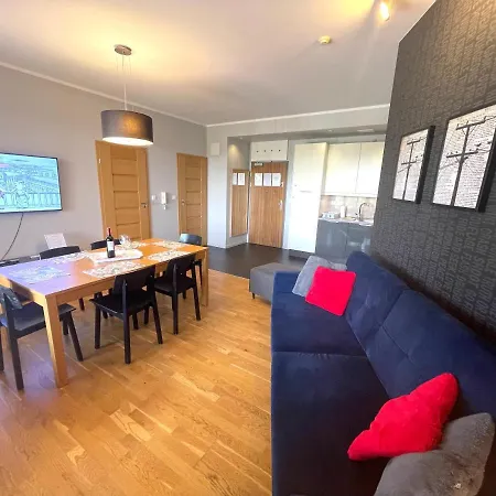 Apartament Z 3 Sypialniami Przy Plaży